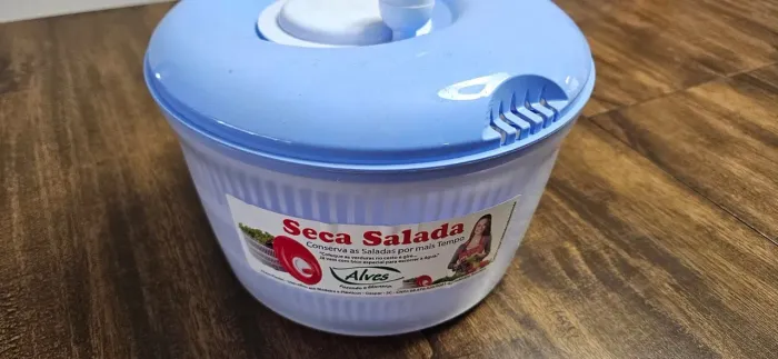 Seca salada: centrífuga secadora manual de verduras 