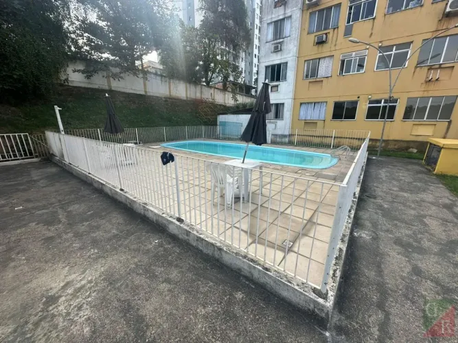 Cobertura para Locação em Duque de Caxias, Jardim Primavera, 2 dormitórios, 2 banheiros