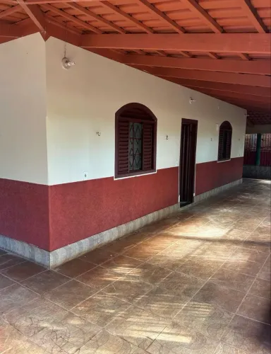 Rancho na Serra da Mesa | 800m² | 2 Casas | Guarda-Barcos | Aceita Troca