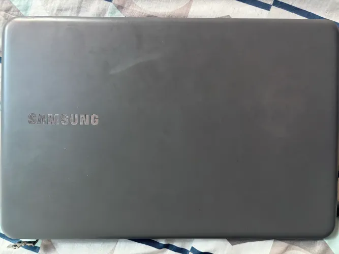 NOTEBOOK SAMSUNG i3-7020U 2.30 GHz