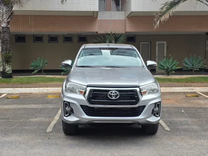 Toyota Hilux CD SRV 4X4 2.8 TDI Diesel Aut. 2020