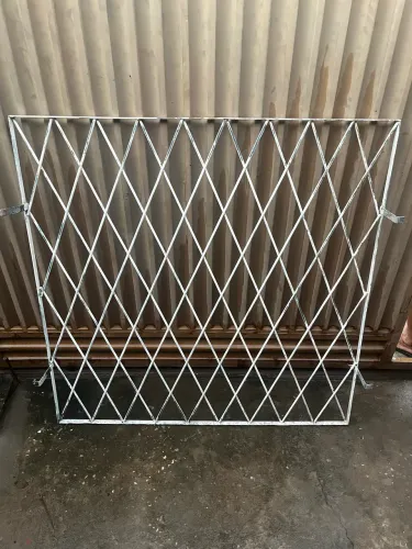 Grade de proteção de ferro