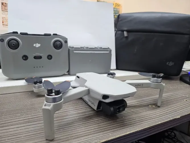 Drone DJI Mini 2 Completo, Completo com 3 Baterias