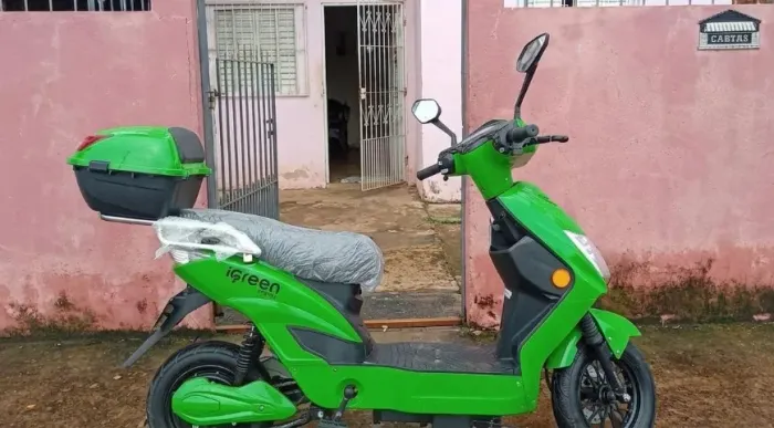 Vendo Moto100% elétrica EMUI 0km nunca usada