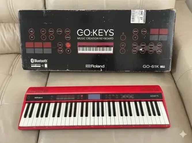 Teclado roland vermelho 