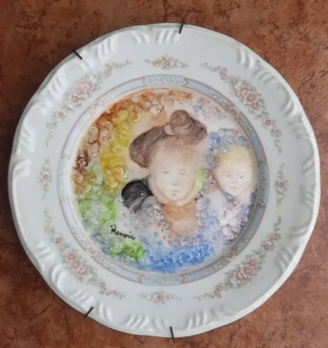 Prato decorativo de parede em porcelana antiga com pintura manual 26cm