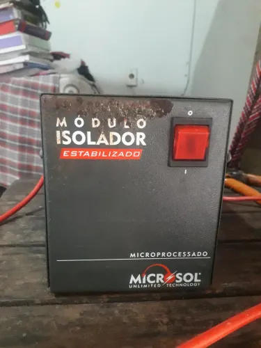 Módulo isolador