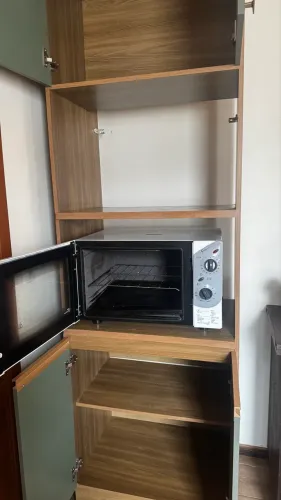 Torre quente +Forno elétrico ambos semi novos.