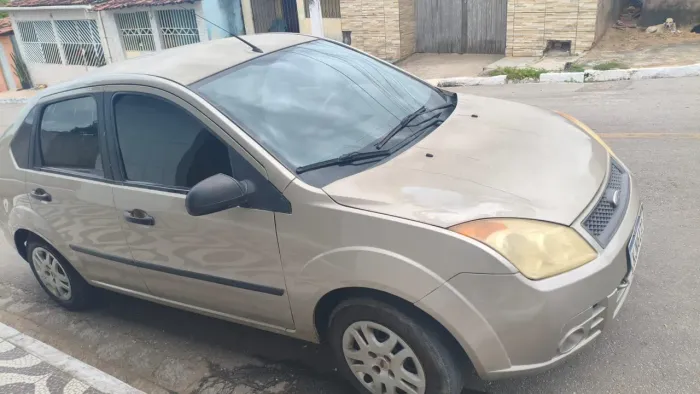 Ford Fiesta Sedan 1.0 8V Flex 4P 2009
