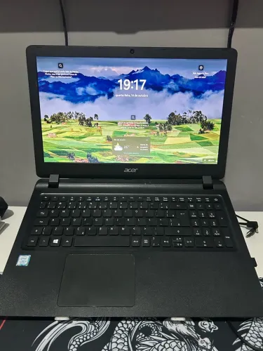 Acer Aspire ES1-572