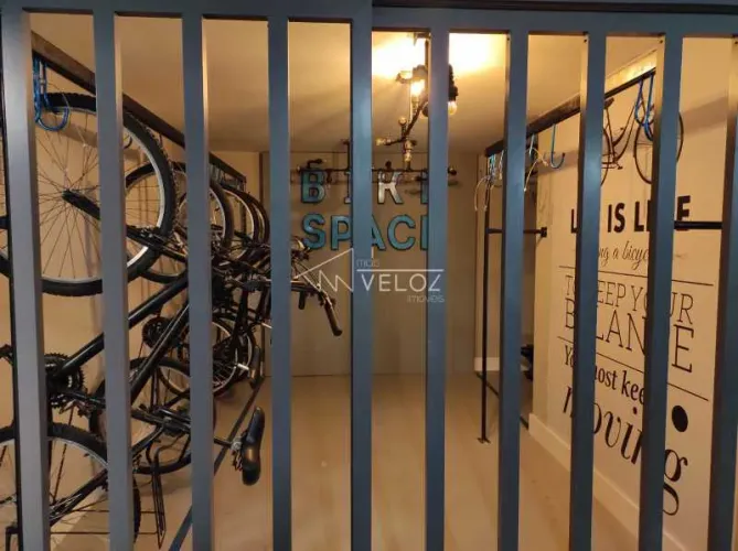 Apartamento : / Residencial / Centro
