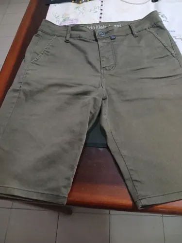 BERMUDA VERDE MUSGO CK TAM 40