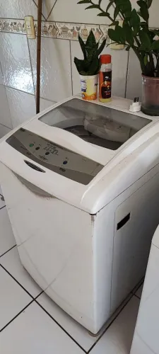 Máquina Brastemp funcionando 150,00