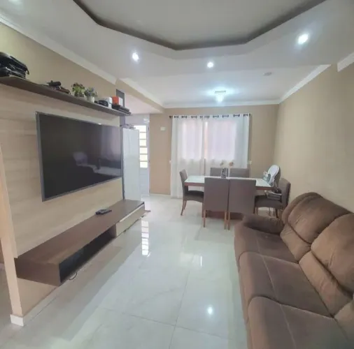 Sobrado 62m² 2 Dormitórios 2 Vagas - Condomínio Jd Colorado - Suzano