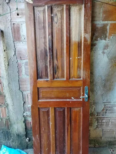 Porta para quarto de madeira boa 