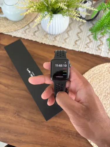 Apple Watch Series 3 Nike+ GPS 42mm - Completo | Caixa + Carregador