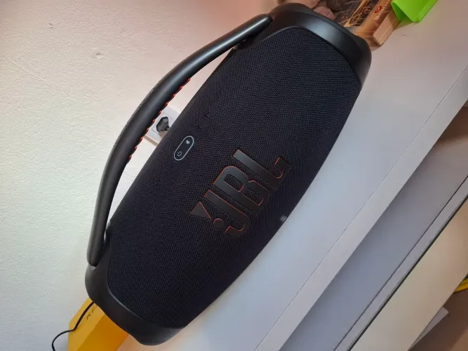 Boombox 3 novíssima 
