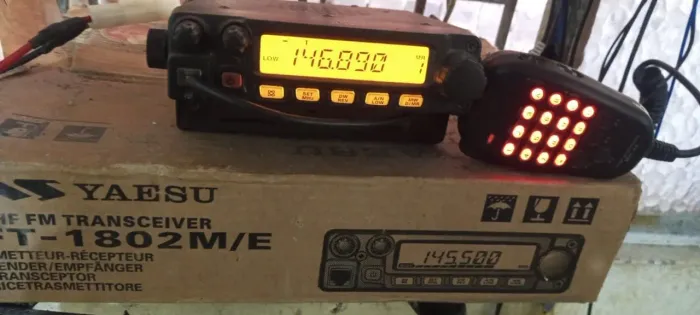 Radio 1802 na caixa
