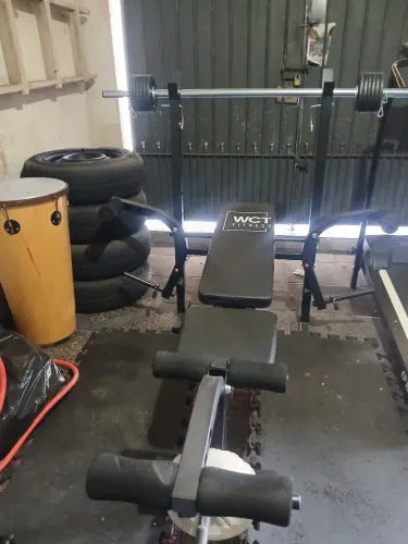 Vendo ou troco kit musculação e esteira elétrica,ambos em excelente condições.