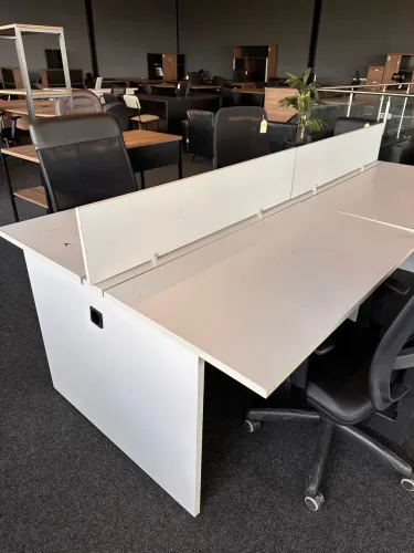 ESTAÇÃO DE TRABALHO 4 LUGARES BRANCO LOJA IKONOFFICE