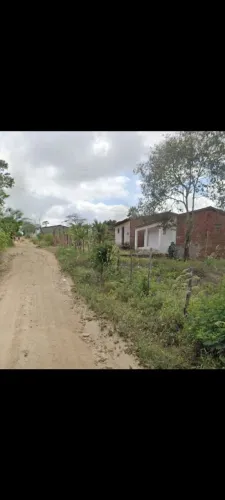 Sítio com 4 casas vendo urgente 