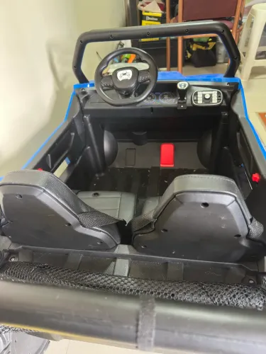Mini veículo elétrico infantil