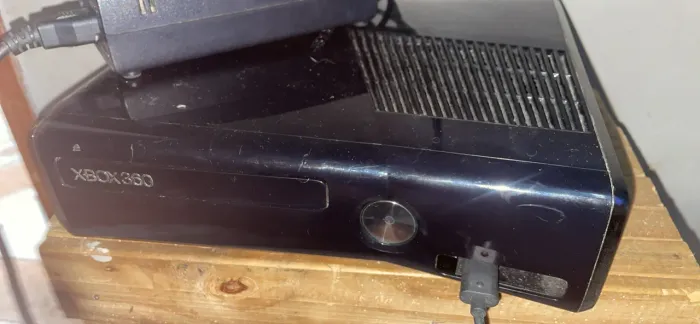 Quero troca meu Xbox 360 bloqueado por um desbloqueado