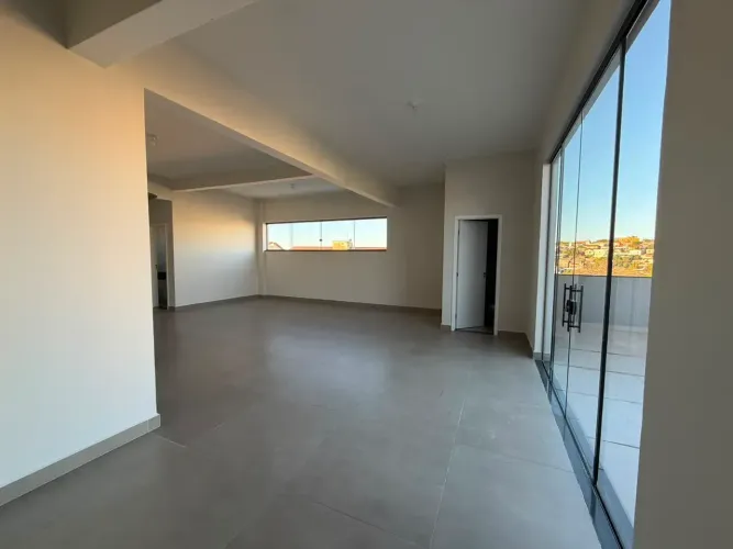 Sala Comercial (Centro Comercial Heliópolis)