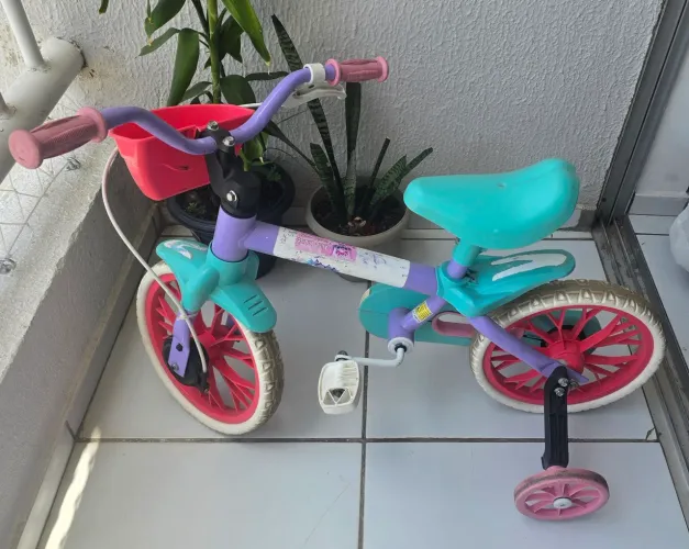 VENDO BICICLETA INFANTIL.
