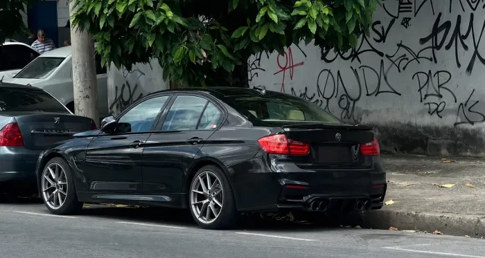 BMW 320I A Modern/sport TB 2.0/a.flex 16V 4P 2013