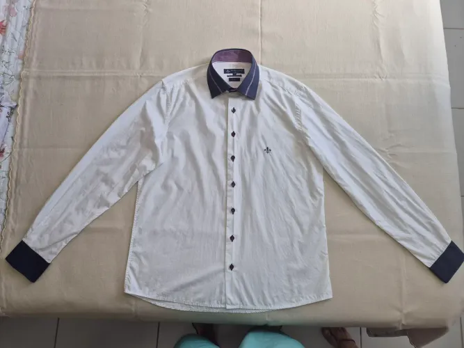 Camisa Dudalina tamanho 2 (P)