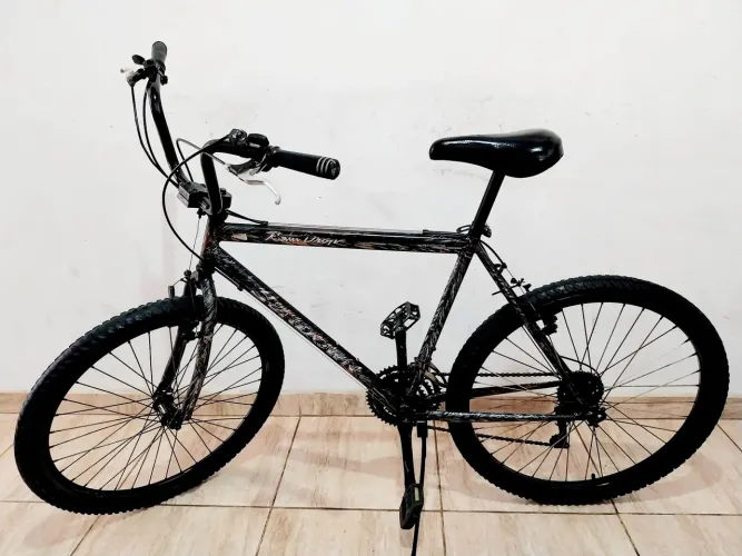 É PEGA PEDALAR BIKE ARO 26