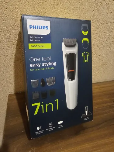 Aparador de pelos Philips sem uso