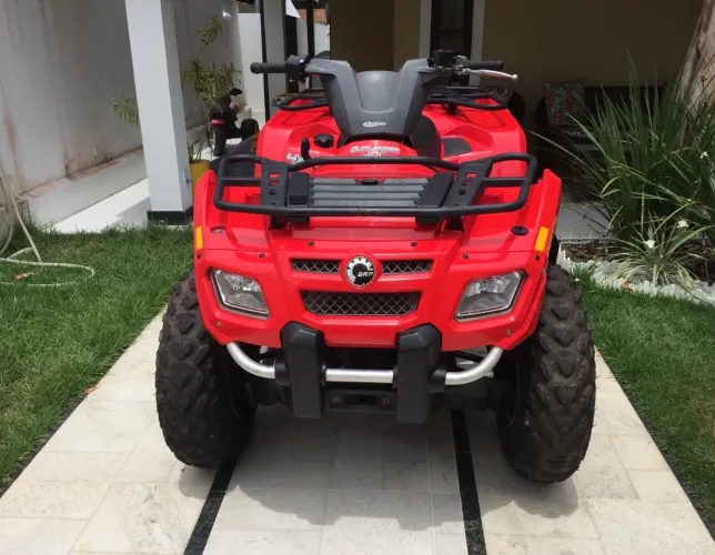 Quadriciclo cam am 400cc 4x4