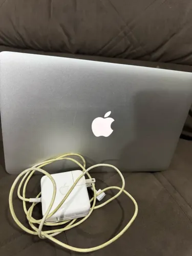 MacBook Air 11