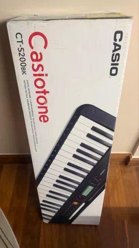 Casio Casiotone CT-S200BK + Pedestal | Estado de Novo | Usado Apenas 2 Vezes