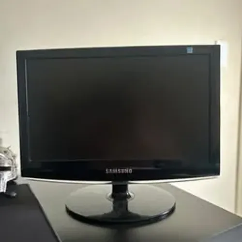 Monitor Samsung 15.6"
