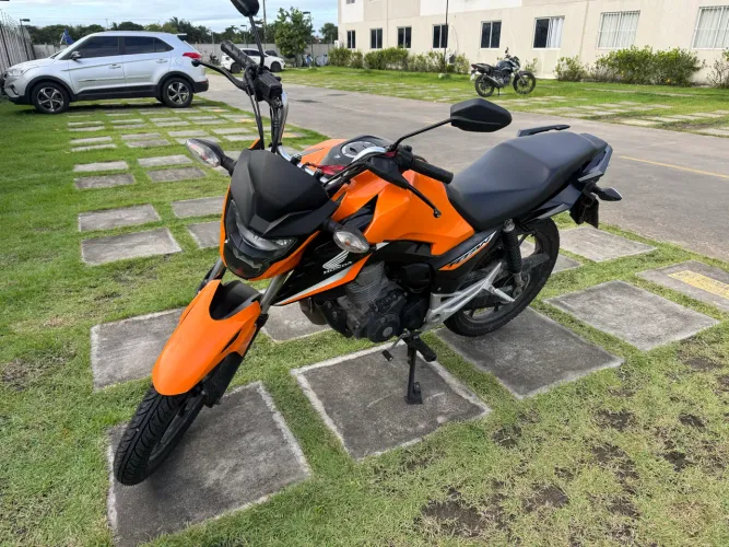 CG 160 TITAN 2025/2025 LARANJA - APENAS 22 KM - ESTADO DE 0KM