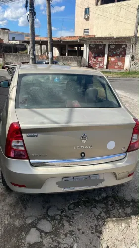 Renault Logan Expression Hi-flex 1.6 8V 4P 2013