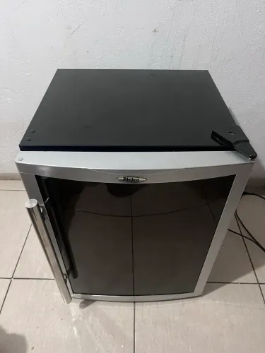 Adega de vinhos Philco