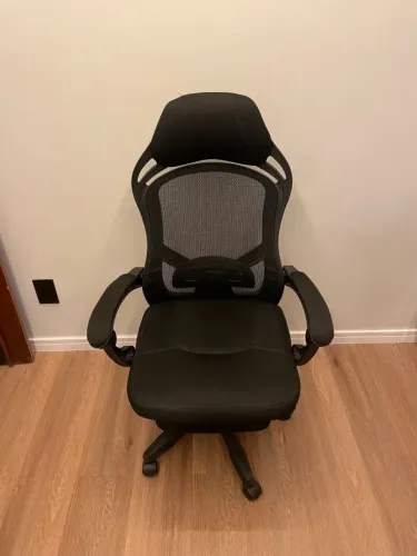 Cadeira Presidente Ergonômica (Tela Mesh, Apoio de Cabeça e Braços Ajustáveis)