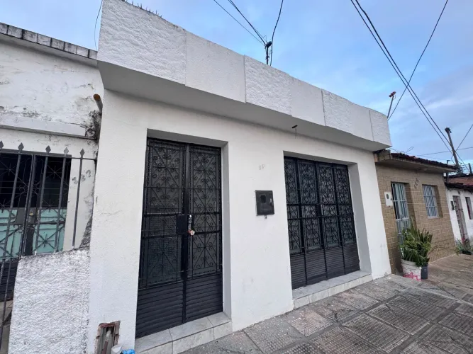 Casa 2 quartos Ponta Grossa