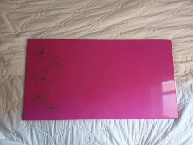 Painel Magnético Rosa Decorativo para Fotos, Recados e Estudos