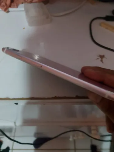 iPhone 7 plus top