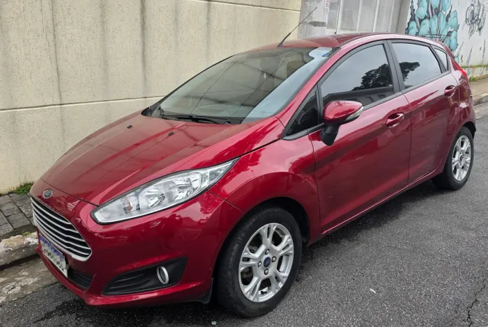 Ford Fiesta 1.6 16V Flex Mec. 5P 2014