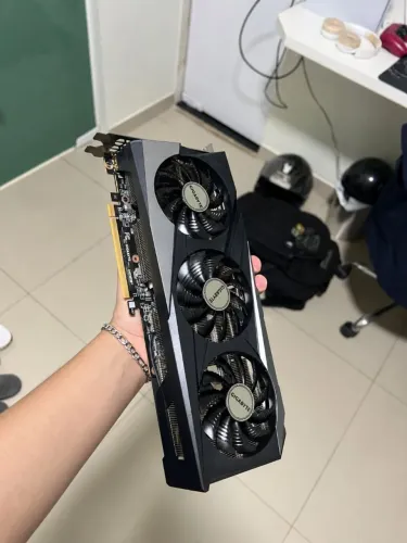 Placa de video Rx 7600 gigabyte