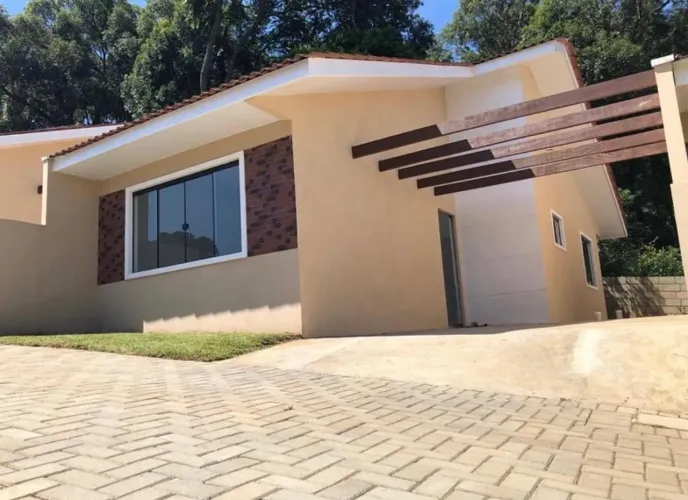 Casa em condomínio