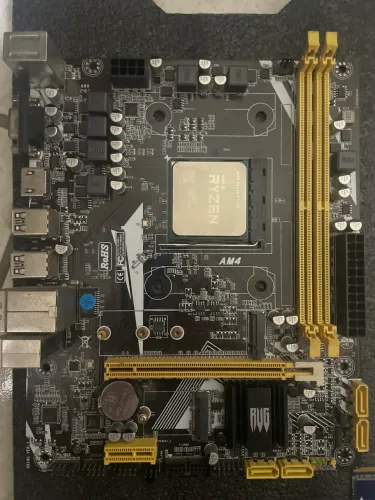 Placa mãe A320 Revenger