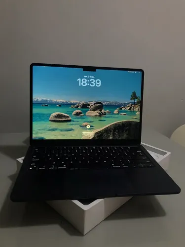 MacBook Air M2 16GB RAM 256GB - Estado de Novo - Completo na Caixa