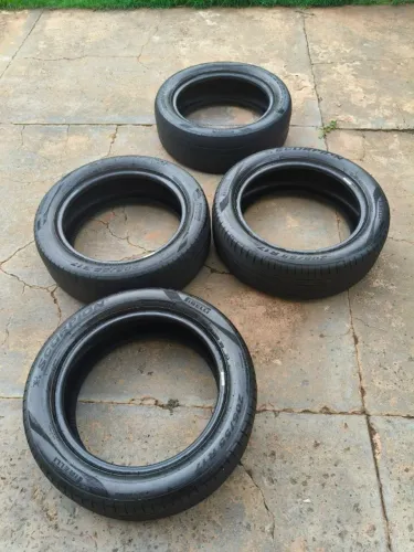 Jogo 4 Pneus Pirelli Scorpion 205/55 R17 (2 Bons + 2 Brinde)